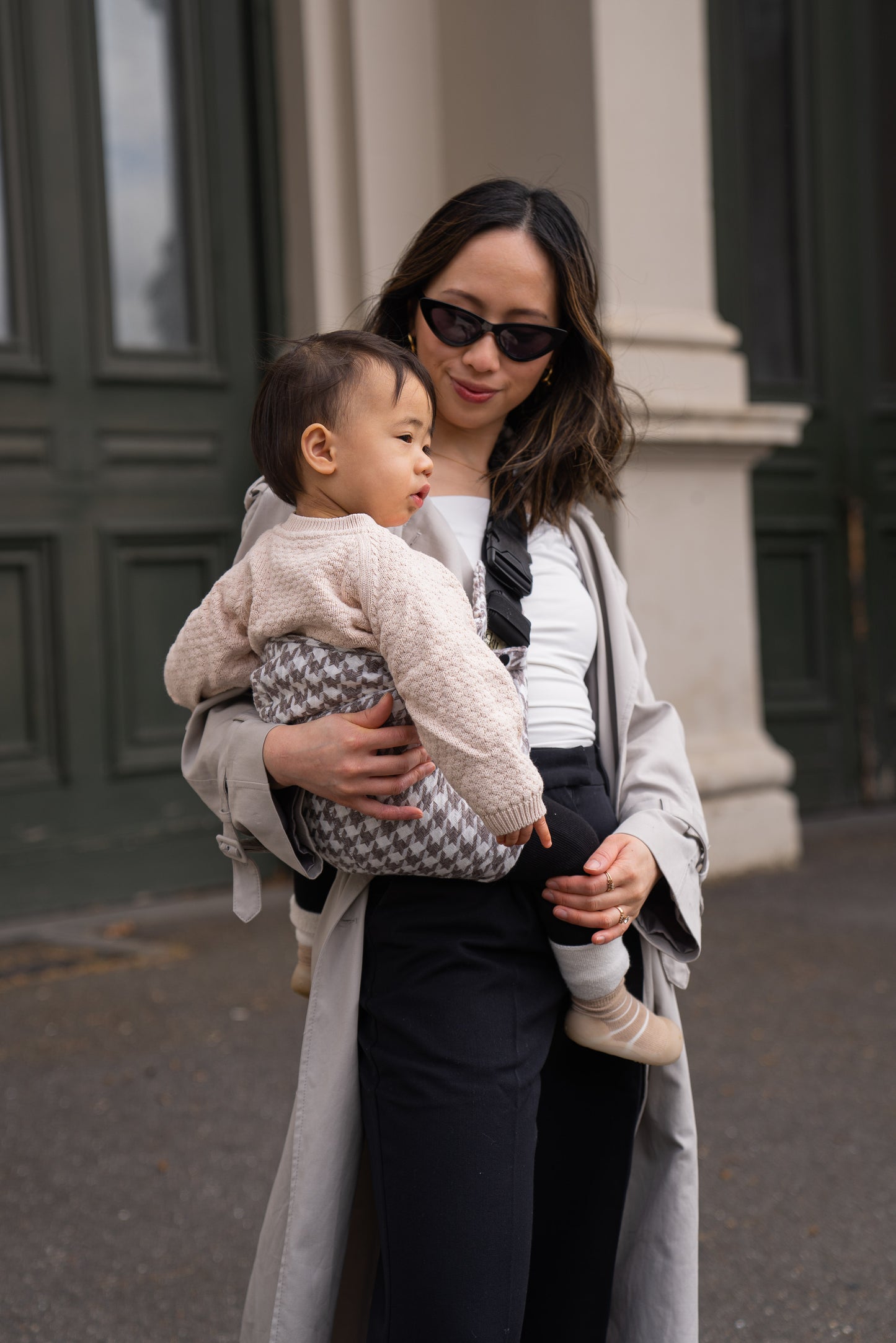 Grey Houndstooth Toddler Carrier